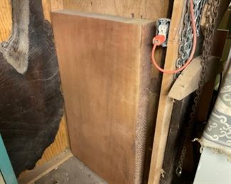 VERY LARGE PIECE OF MAHOGANY WOOD