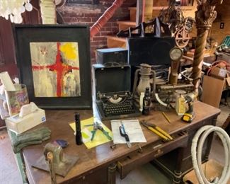 VINTAGE COLLECTIBLES 