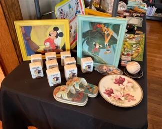 DISNEY COLLECTIBLES 