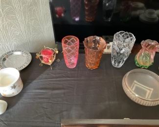 COLORFUL GLASS VASES