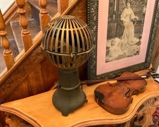 BANKERS FAN, OLD VIOLIN,