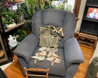 LAZY BOY RECLINER. LIKE NEW,,