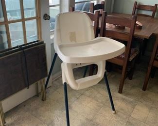 highchair 