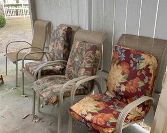 outdoor chairs 