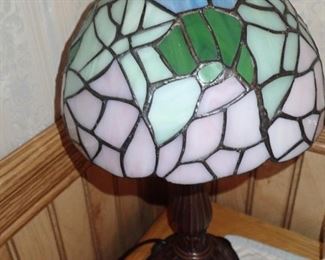 STAINED GLASS LAMP