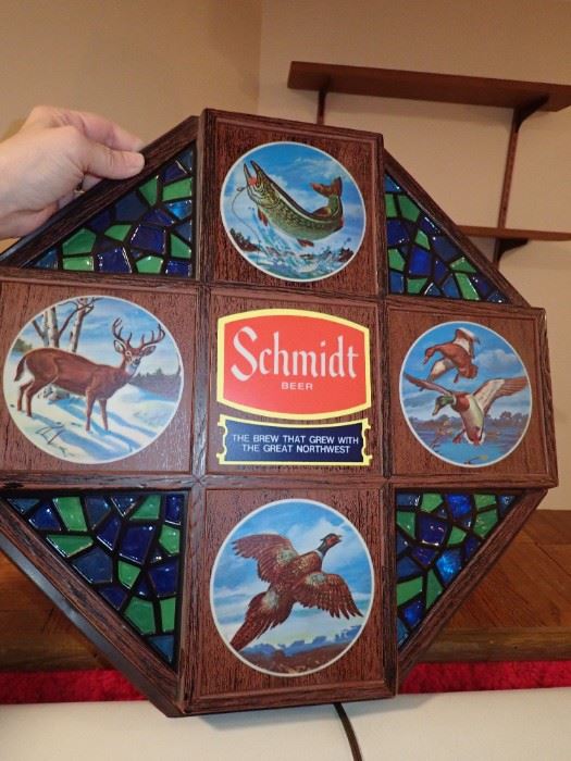 SCHMIDT BEER SIGN