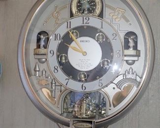CLOCK SEIKO MUSICAL
