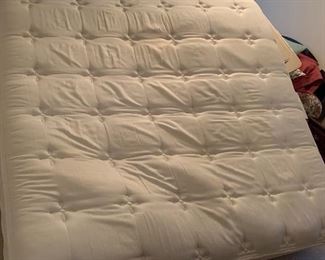 King Mattress Set (Excellent Condition)