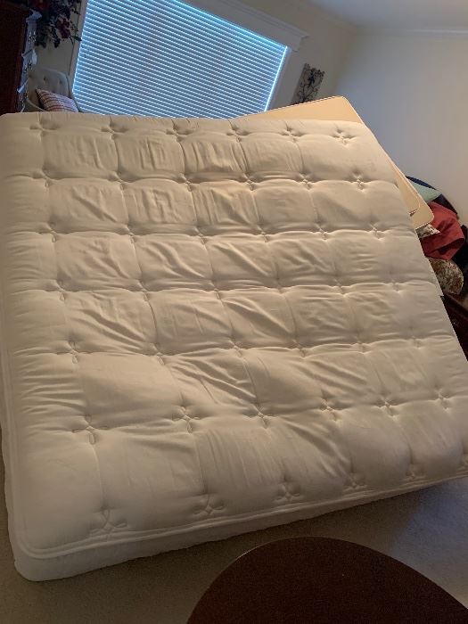 King Mattress Set (Excellent Condition)