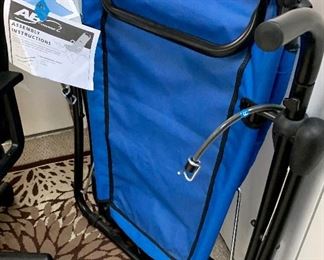 NEW AB Lounge 2 Chair $95