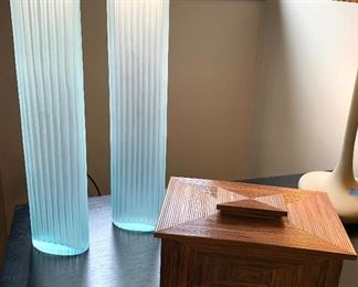 (2) Pier 1 - 21.5” h x 5” wide Aqua Vase set $35
Crate & Barrel Kli Box 12w x 7d x 5.5h $10