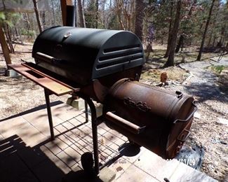grill/smoker
