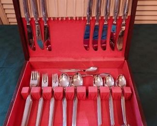 PFEIFFER MANGASIL STAINLESS STEEL GERMANY
LUGANO PATTERN
MID CENTURY