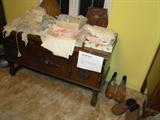 vintage & antique linens