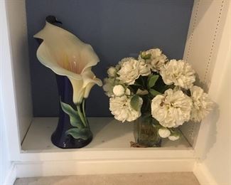 Kathy Ireland Home by Franz large floral vase $50 floral arrangement $5