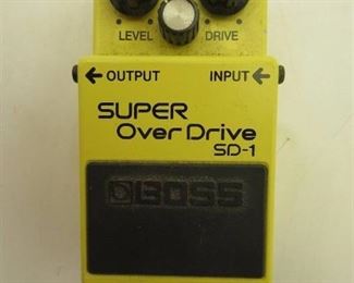 Boss Foot Pedal no power adapter but will run with a battery