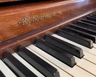 close up of Kimball logo and beautiful keys