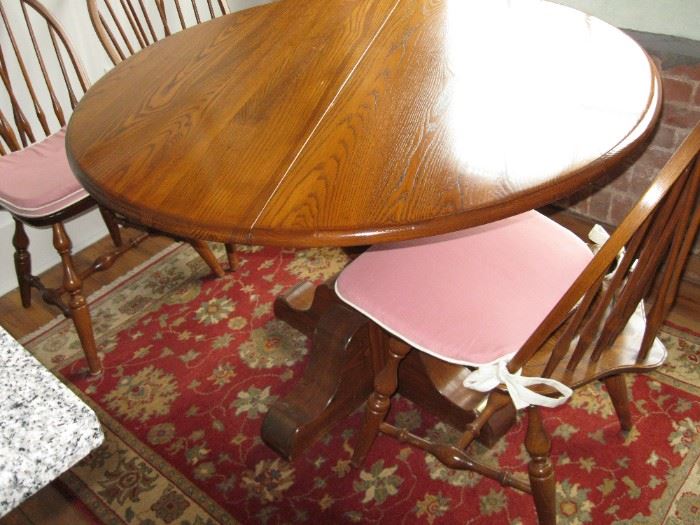Pennsylvania House Round Oak Table and 3 matching chairs $175