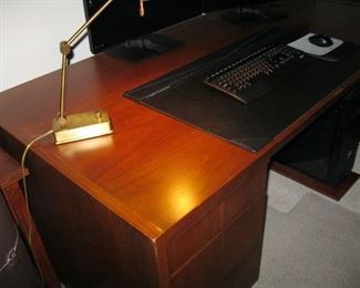 Executive Furniture Huntingburg IN  - Executive Desk 72"Wx36"Dx 29"H.  Cherry Veneer Finish w/7 Drawers.           $150