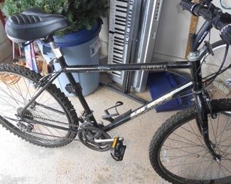 Bicycle - Huffy Superia