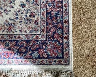Area rug with fringe