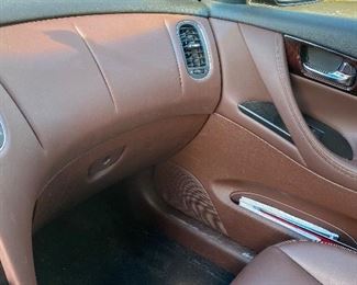 Leather appointed seats - 8 way power heated driver's seat with 2 way manual lumbar support, 4 way power heated front passenger's seat, 60/40 split folding rear seats