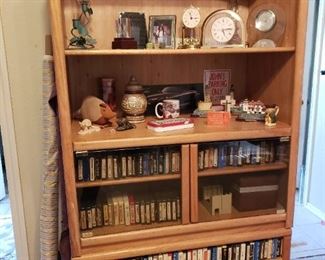 cabinet 8-track armadillo desk clock