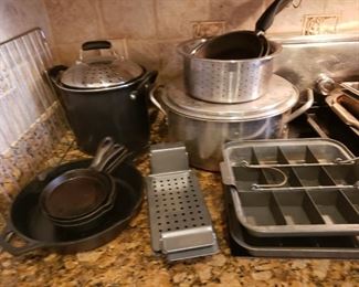 cast iron bake ware kitchen