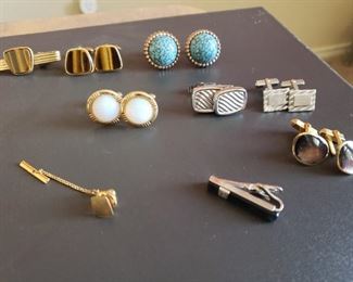 cufflinks tie tacks
