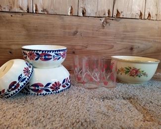 Vintage Serve Ware
