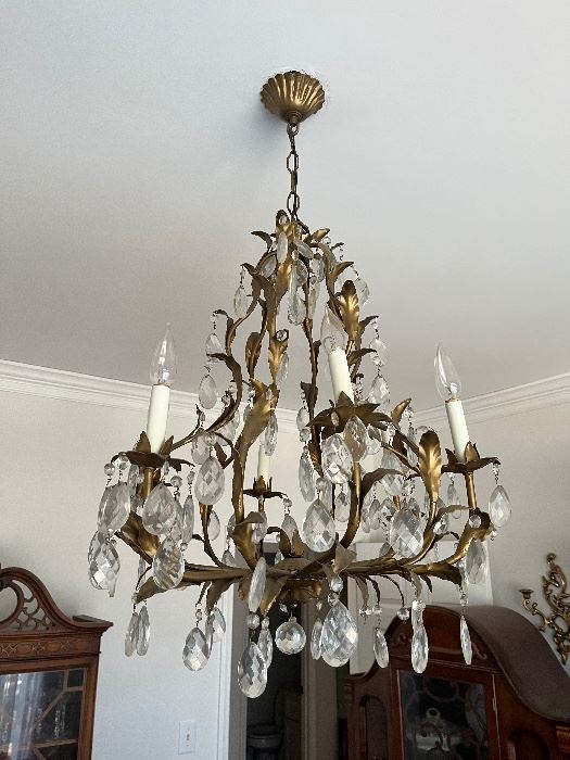 Gorgeous chandelier