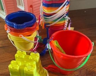 Fun beach/sand accessories!