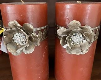 BEAUTIFUL pair of candles