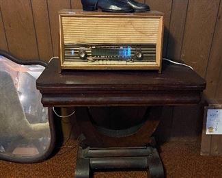 Vintage radio