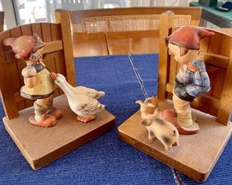 Hummel Bookends