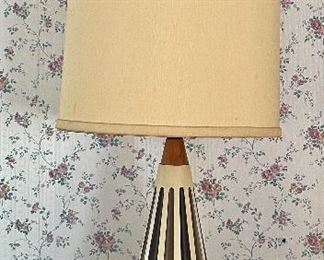 MCM Lamp