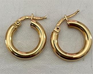 18K Gold Small Hoop Earrings