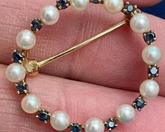 14K Sapphire and Pearl Pin