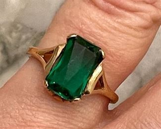 Vintage 10K ring with brilliant green stone (not emerald)
