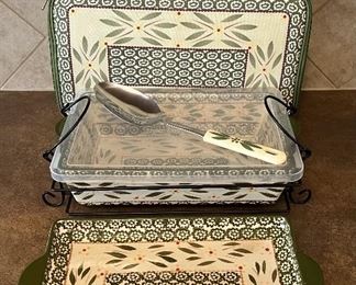 Temp-Tations Covered Casserole Dish, Tray, Metal Base, Spoon And Thermo Bag,