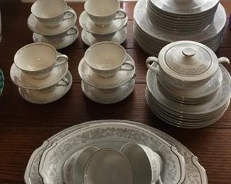 Vintage Discontinued Empress Majestic China (Japan)