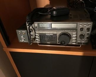 Amateur Transceiver IC-735, ICOM AH-2 Automatic Antenna Tuner.