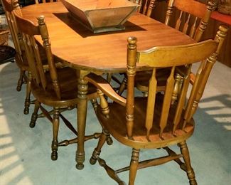 Kitchen table, leaves & six chairs including two hosts