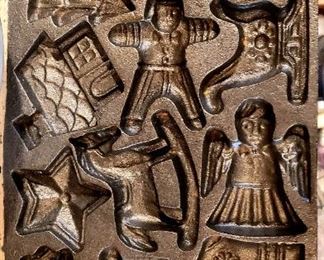 Cast iron cookie mold
