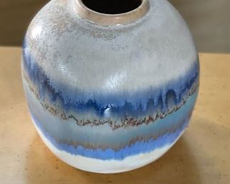 Greece Kamini Studio Pottery Vase Pot Greek	4.5 x 4 x 4in	HxWxD
