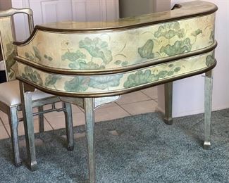 Chinoiserie Harpsichord Style Oriental Desk Set	39 x 50 x 27in	HxWxD
