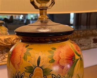 Asian Ceramic Jar Lamp	28 x 18 diameter	
