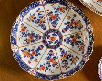 4pc Japanese Kozan Porcelain  Imari Style OMC Otagiri Merch. Plates & bowls	Bowl 2.5 x 9.75 diameter	
