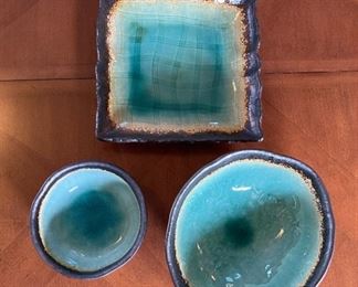 3pc KAFUH Japan Pottery Crackle Plate/Bowls	Square Plate: 2x9.5x9.5in	
