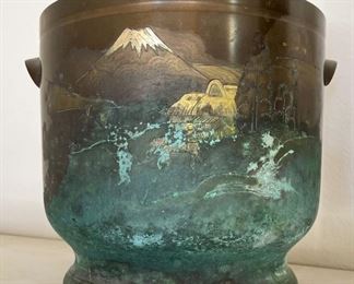 antique Metal Japanese Pot Hibachi	9 x 10 diameter	

